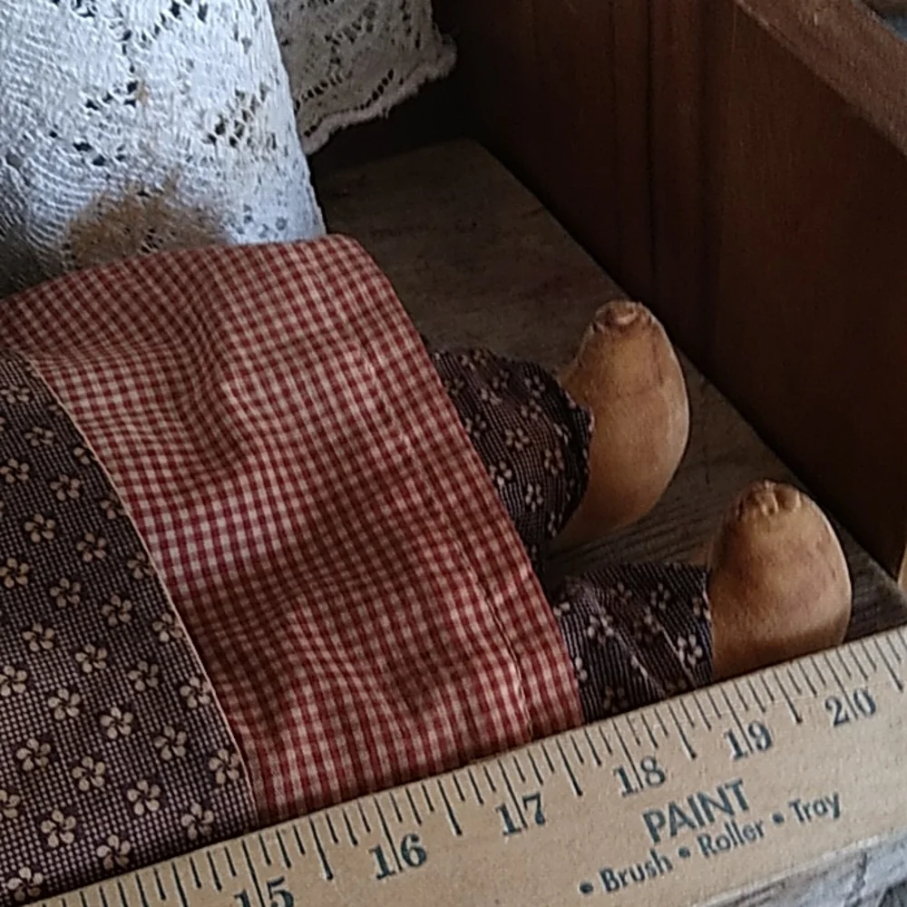 Primitive Doll - Picture 3 of 9